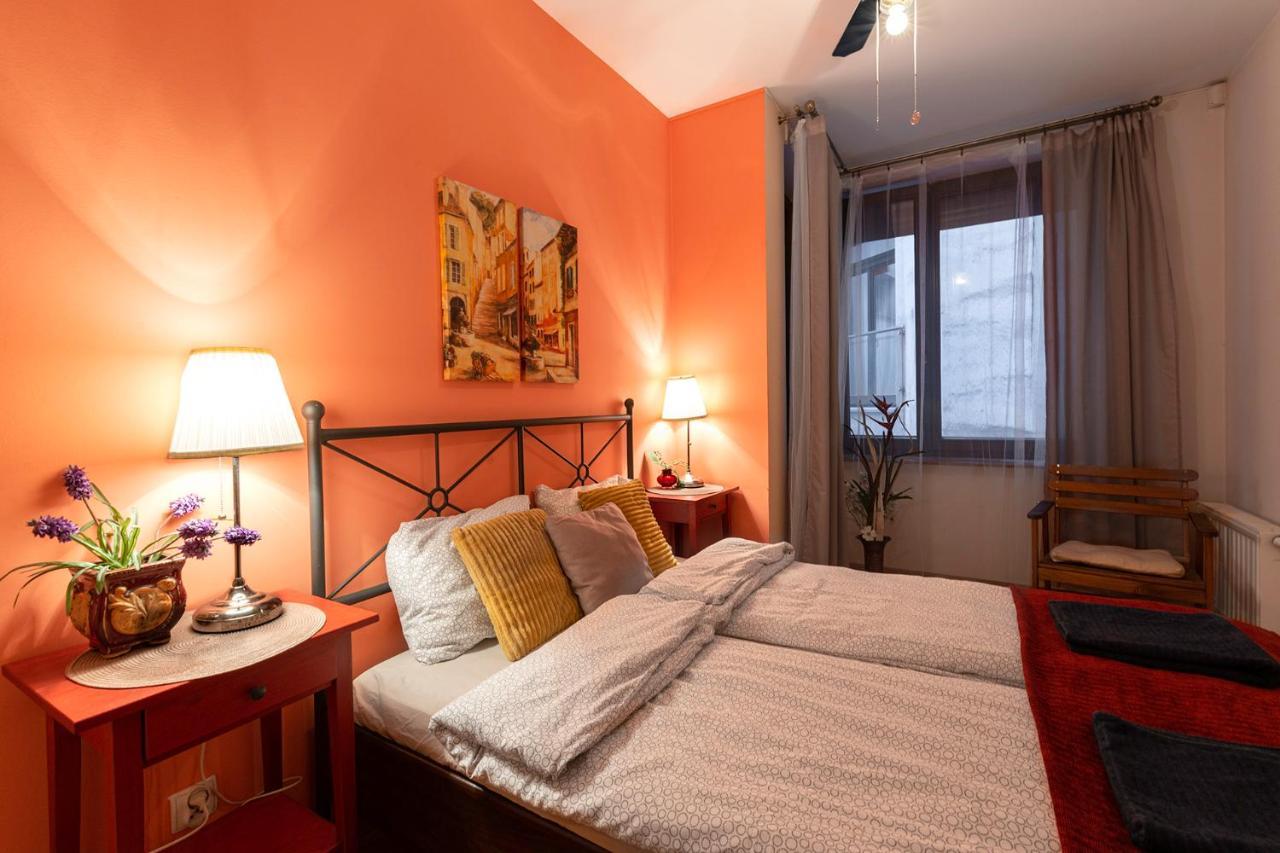 Negroni Apartments — Photos 2